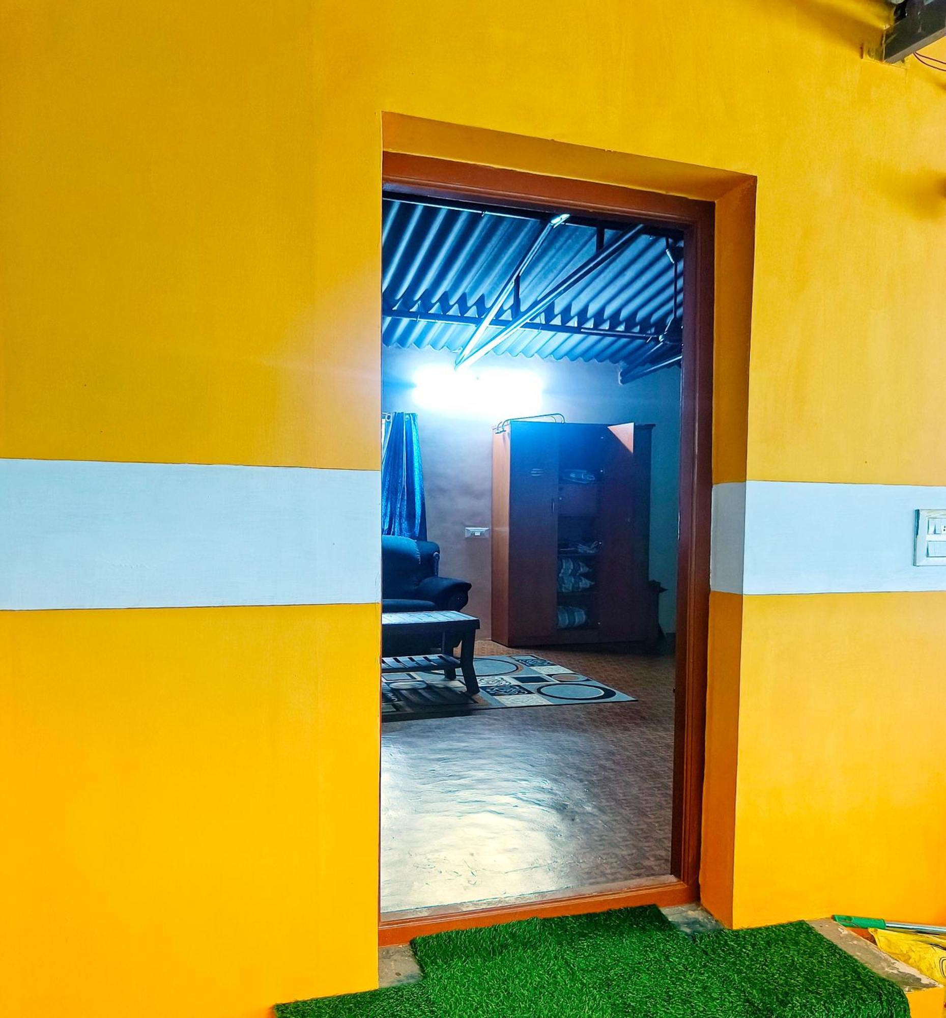 Shivalaya Farmstay Located Amdist Coconut Farm With River Access Near Isha,Adiyogi,Siruvani Alāndurai Екстериор снимка