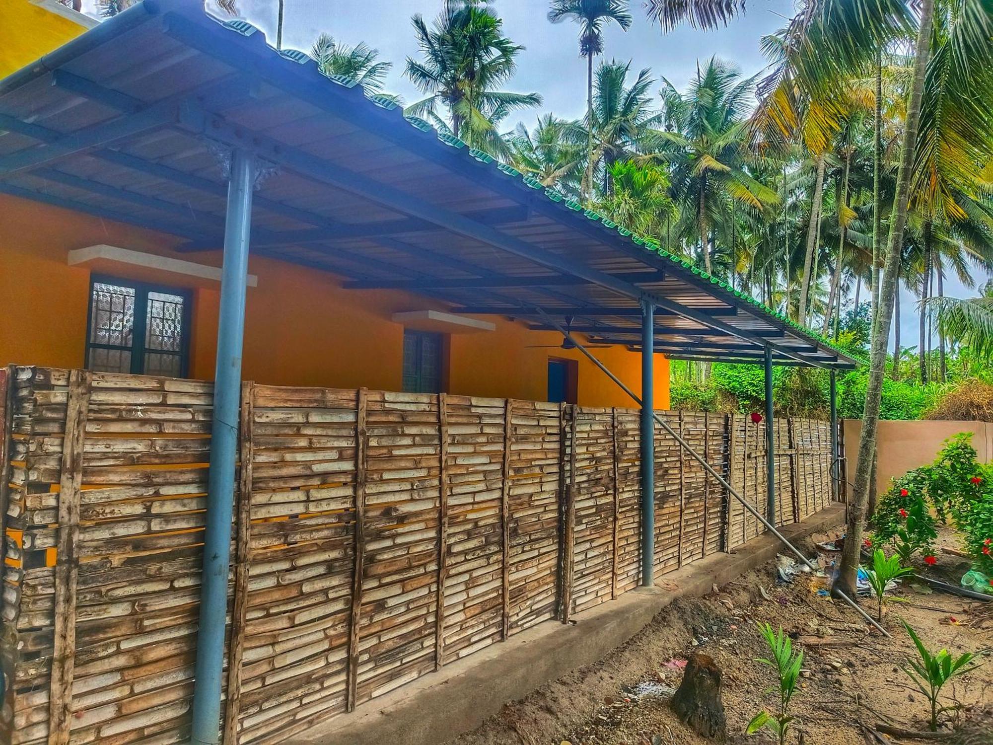 Shivalaya Farmstay Located Amdist Coconut Farm With River Access Near Isha,Adiyogi,Siruvani Alāndurai Екстериор снимка